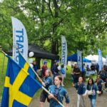 Full fart i Skolparken på Nationaldagen